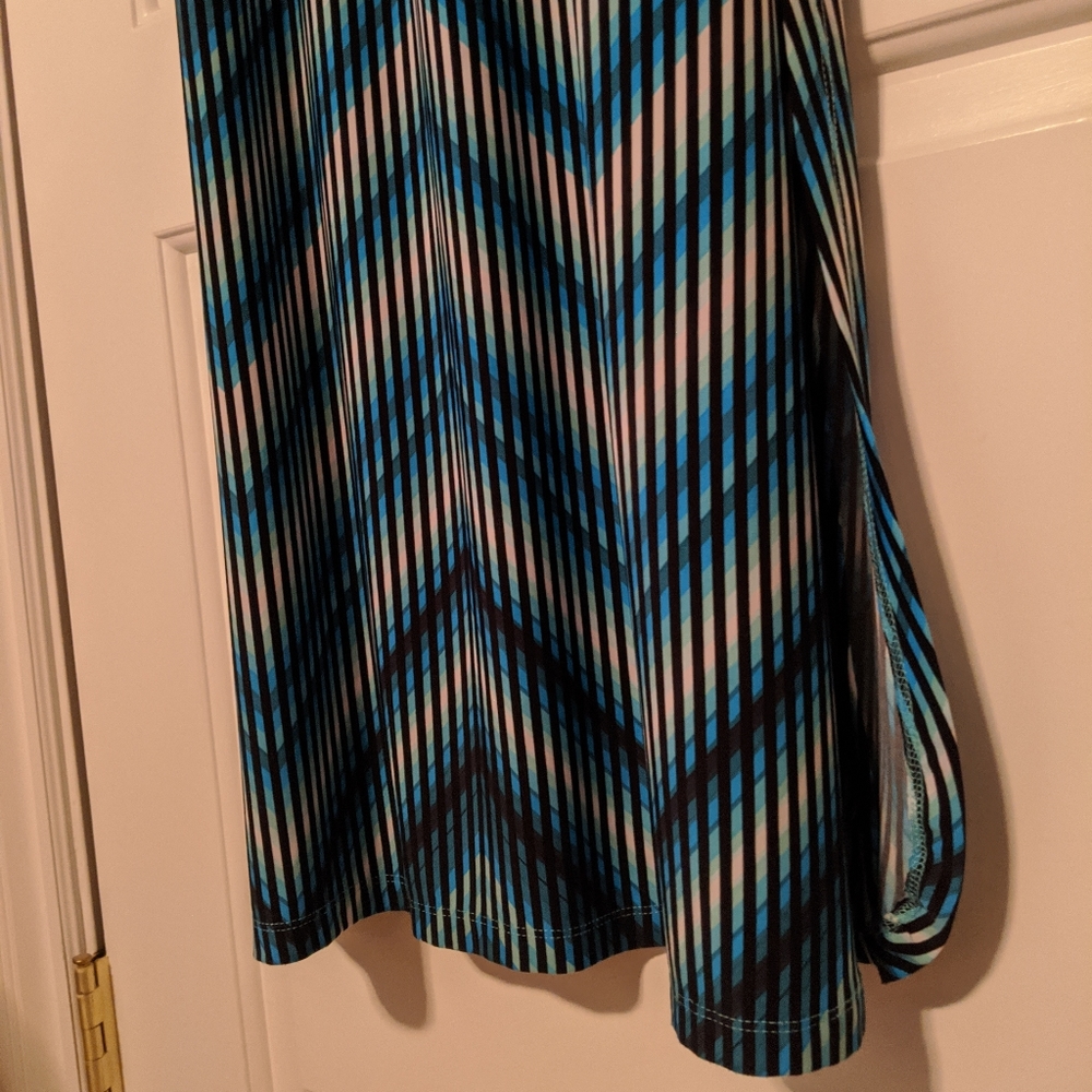 Vince Camuto Blue and Green Maxi Dress - Picture 5 of 12